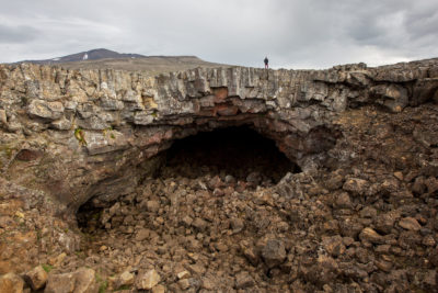 Un tunnel de lave en Islande.