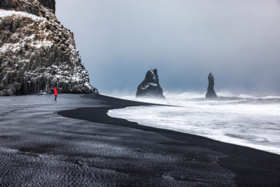 Reynisfjara et les Reynisdrangar Seastacks.