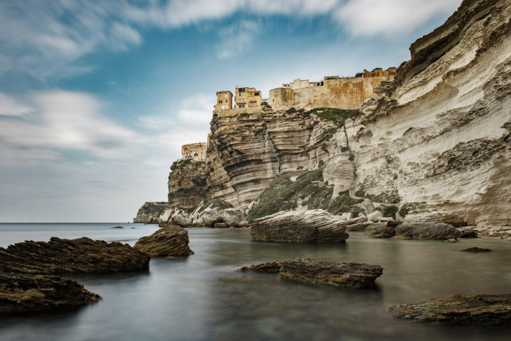 Bonifacio et ses falaises en pose longue.